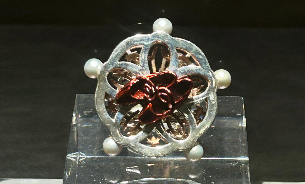 Valenza Jewelry Week apre con un anello contro il femminicidio.
